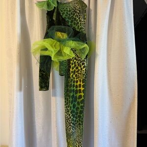 Vibrant Green Leopard Kids Dance Costume